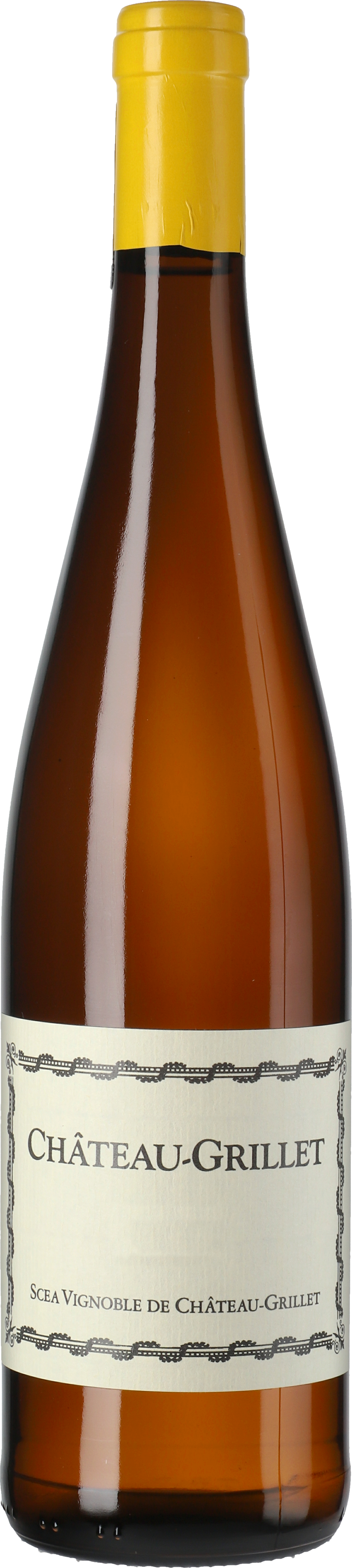 Glass of amber wine showing color gradation from dark brown to golden orange against white background