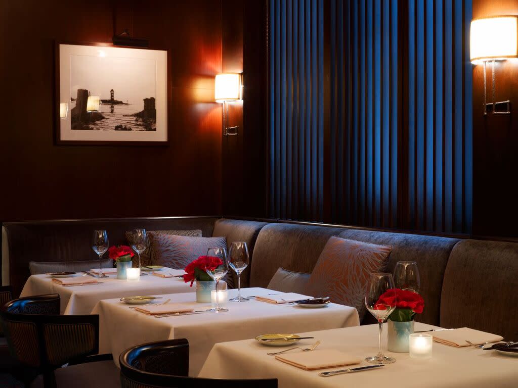 The dining room at DANIEL in New York City.